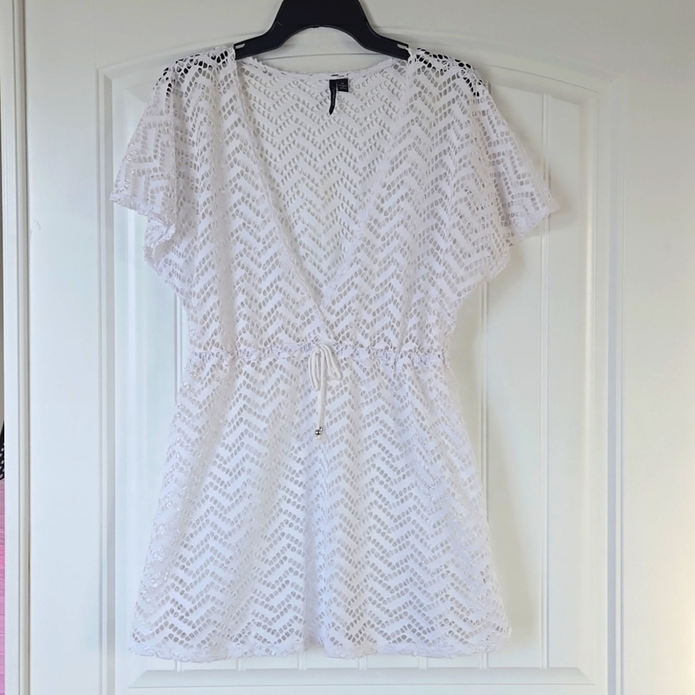 Swim Cover-up White Eyelet Crochet look M